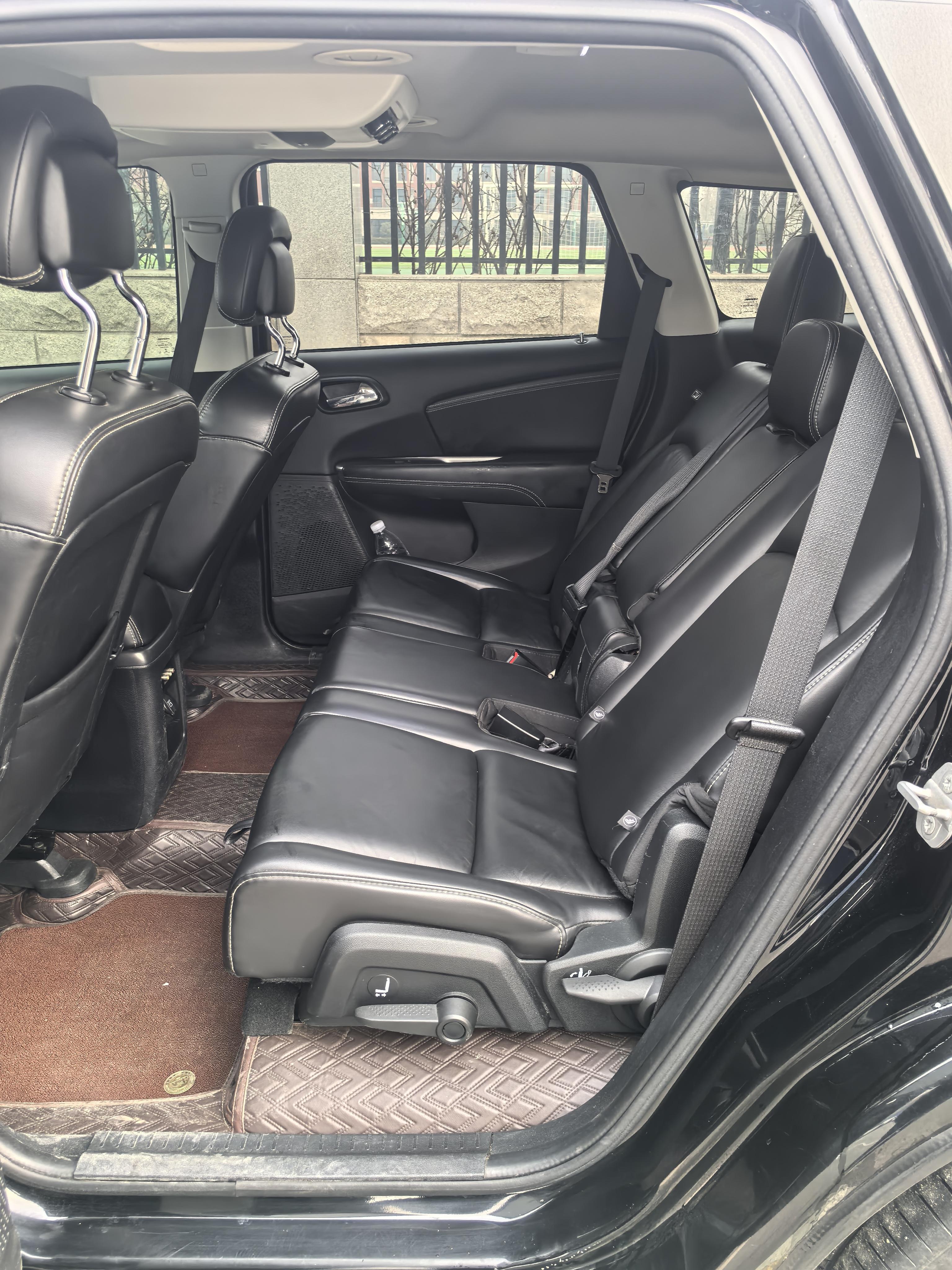 Dodge Caliber 2017 thumb 6