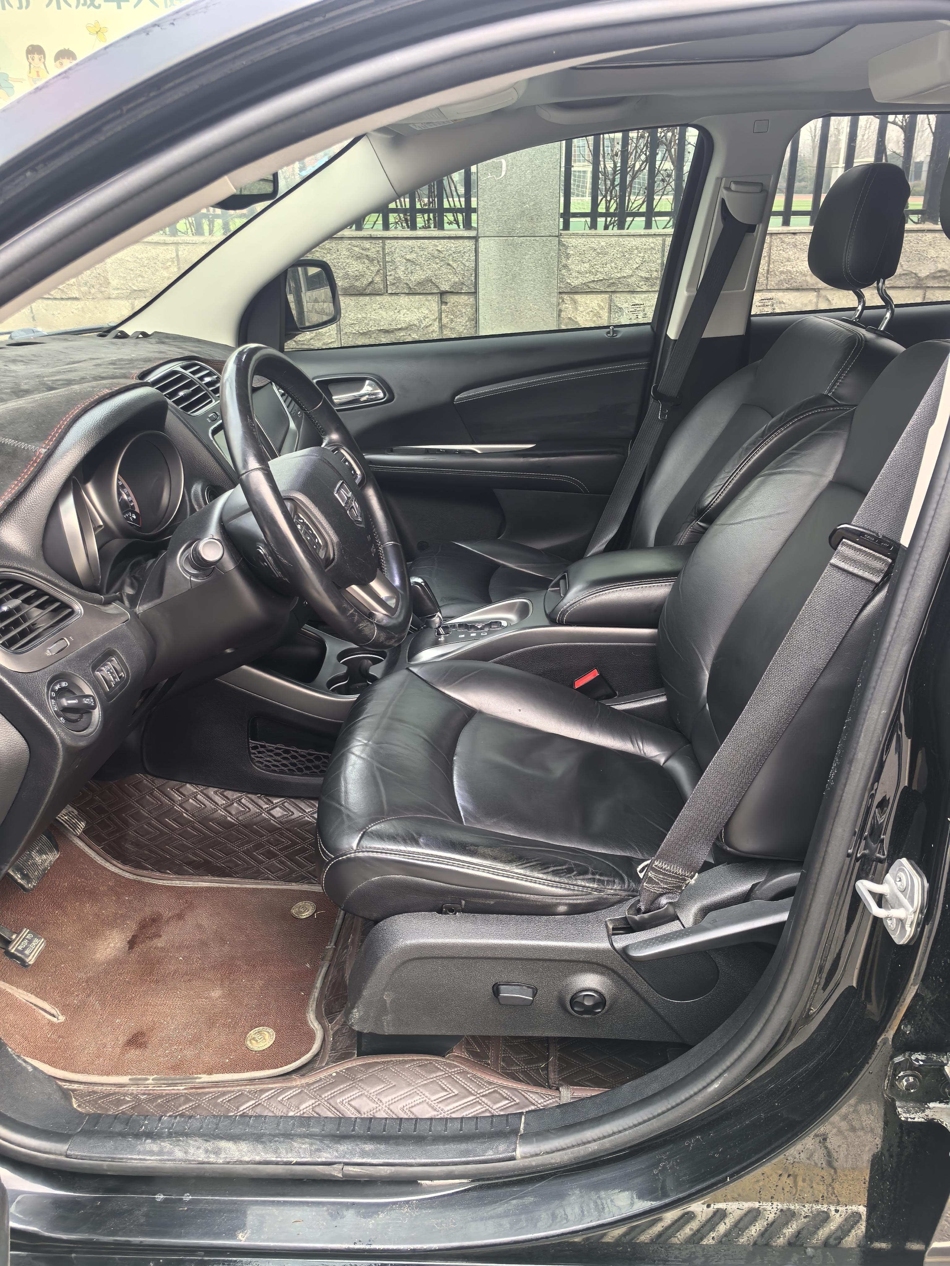 Dodge Caliber 2017 thumb 9