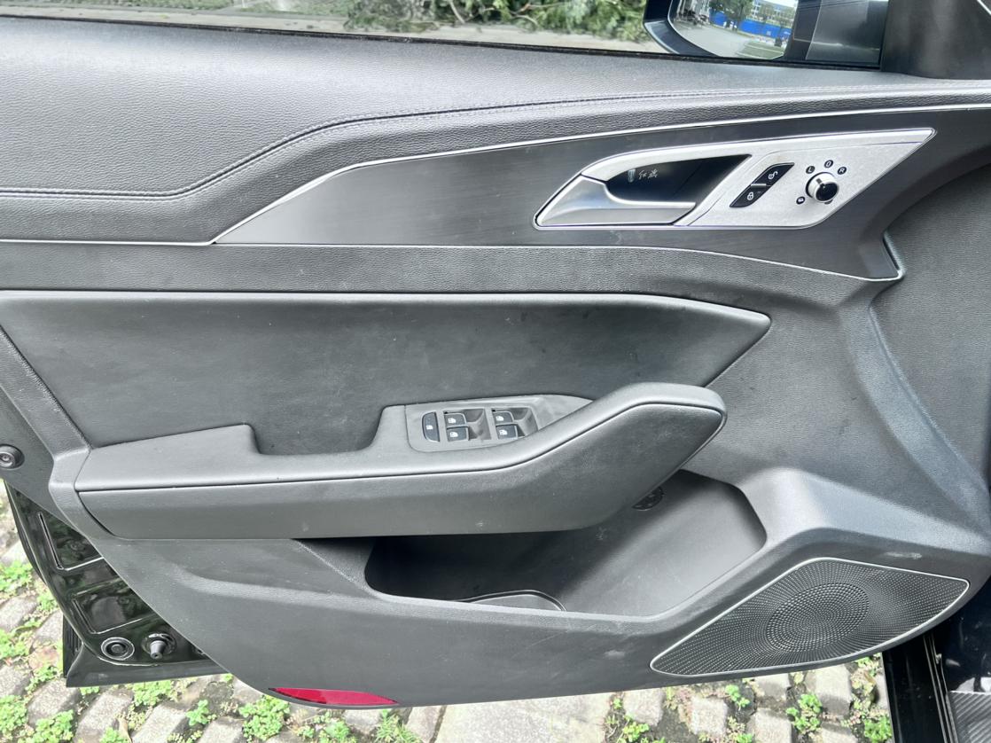 Hongqi H5 2021 thumb 7