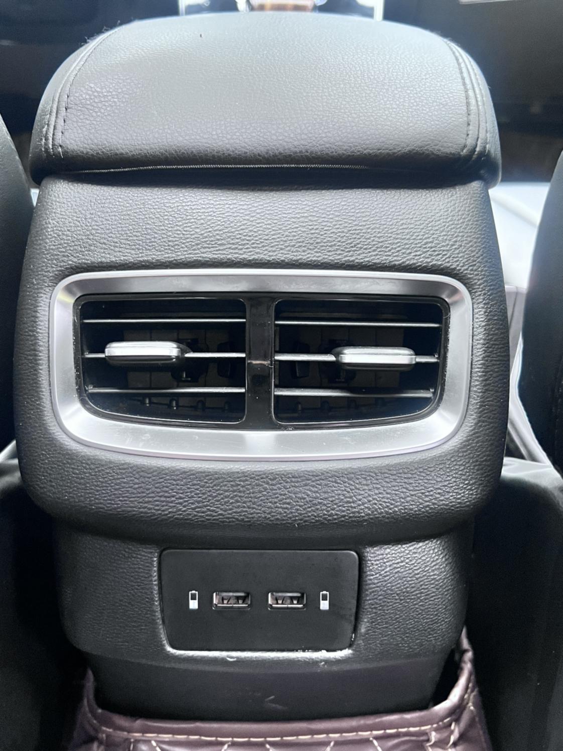 Hongqi H5 2021 thumb 12