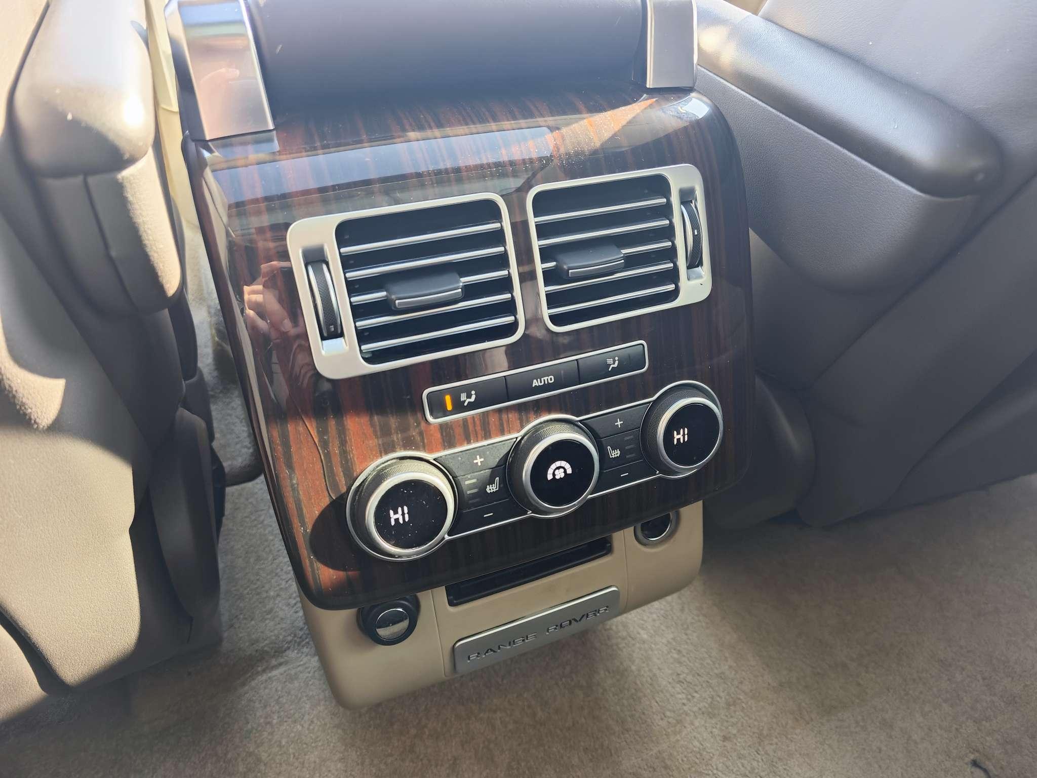 Land Rover Range Rover 2016 thumb 6