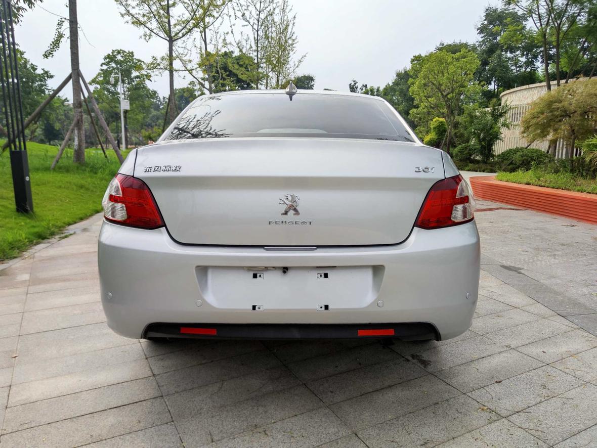 Peugeot 301 2014 thumb 3
