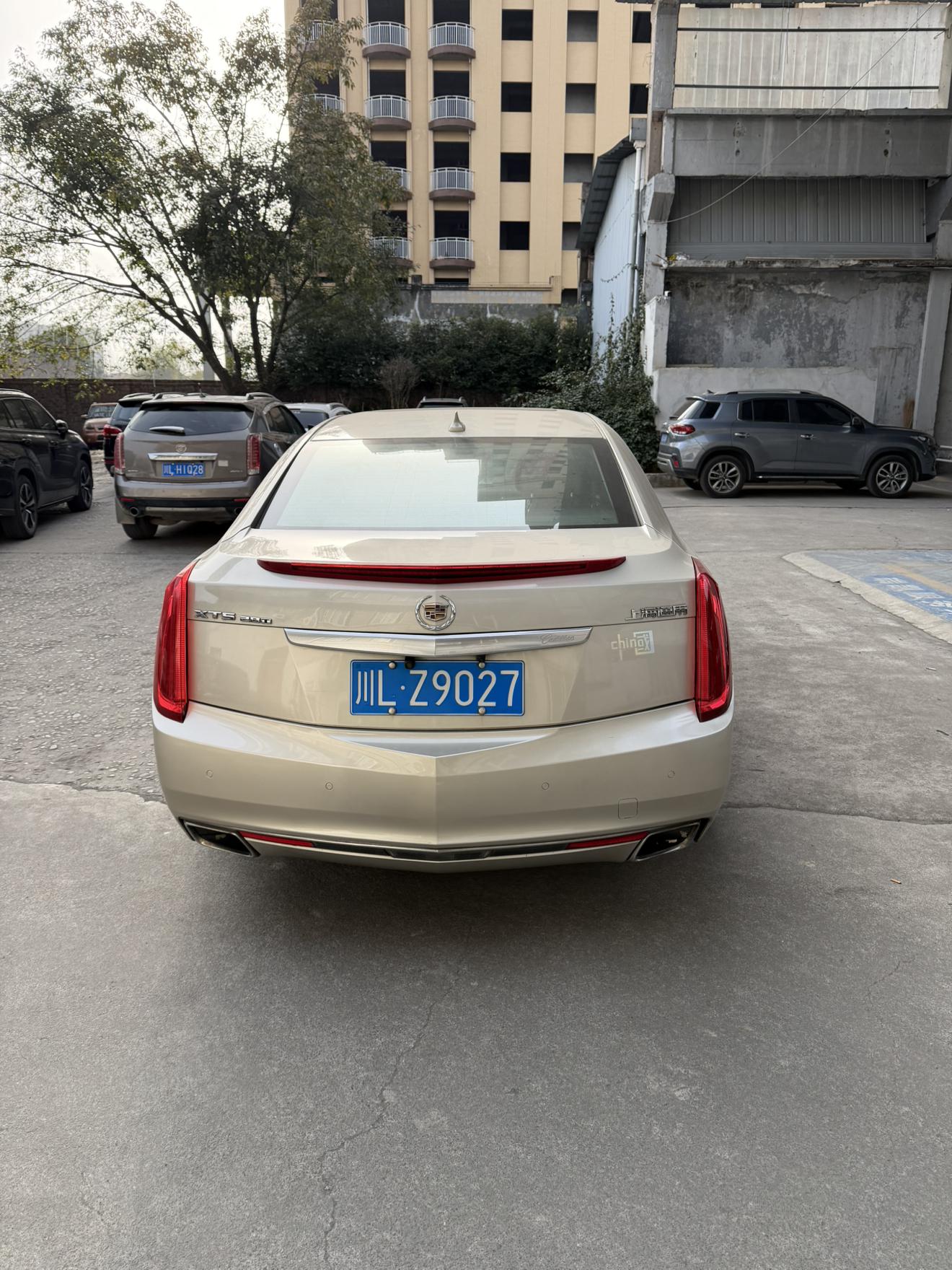 Cadillac XTS 2015 thumb 2