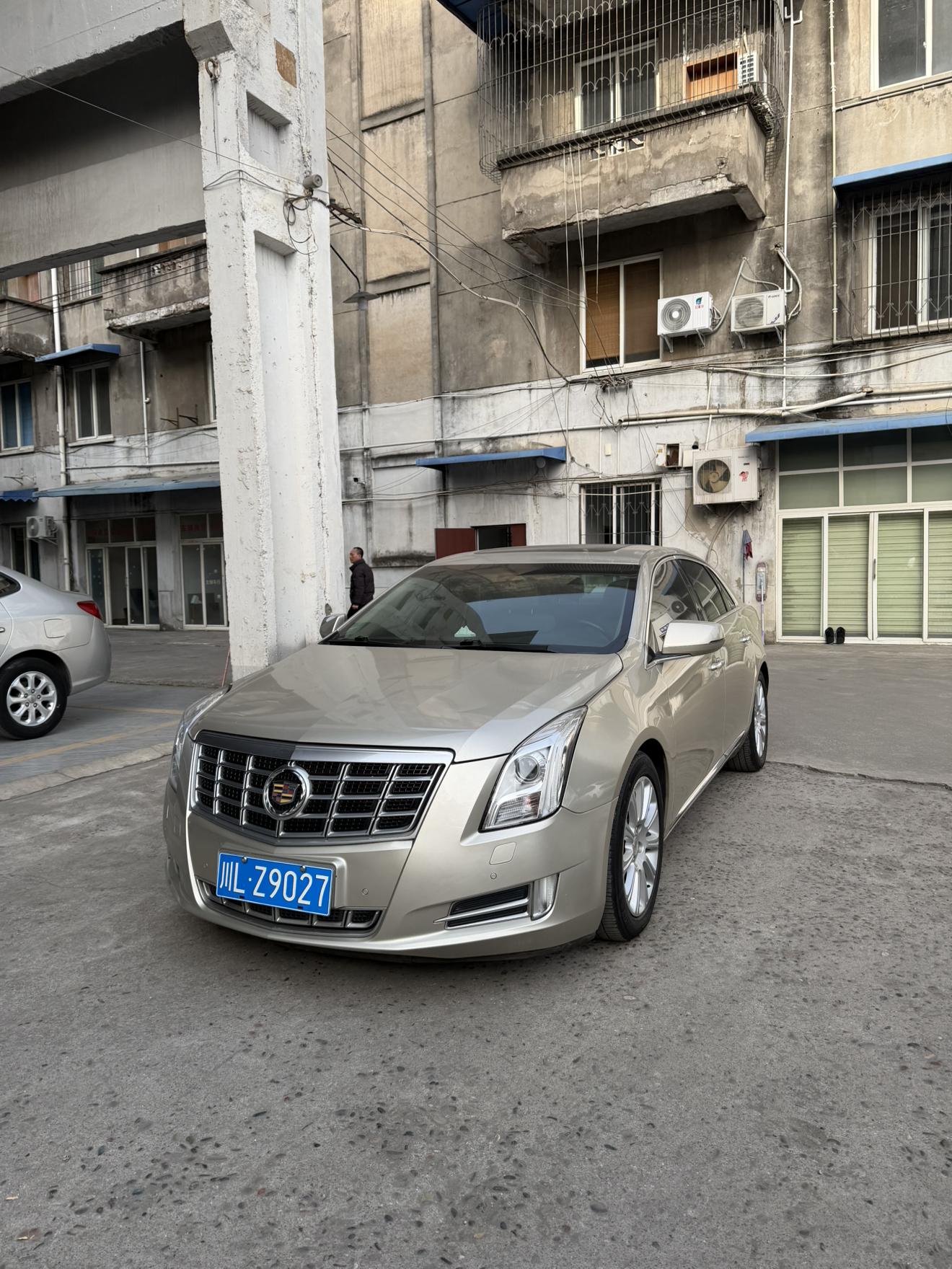 Cadillac XTS 2015 thumb 8