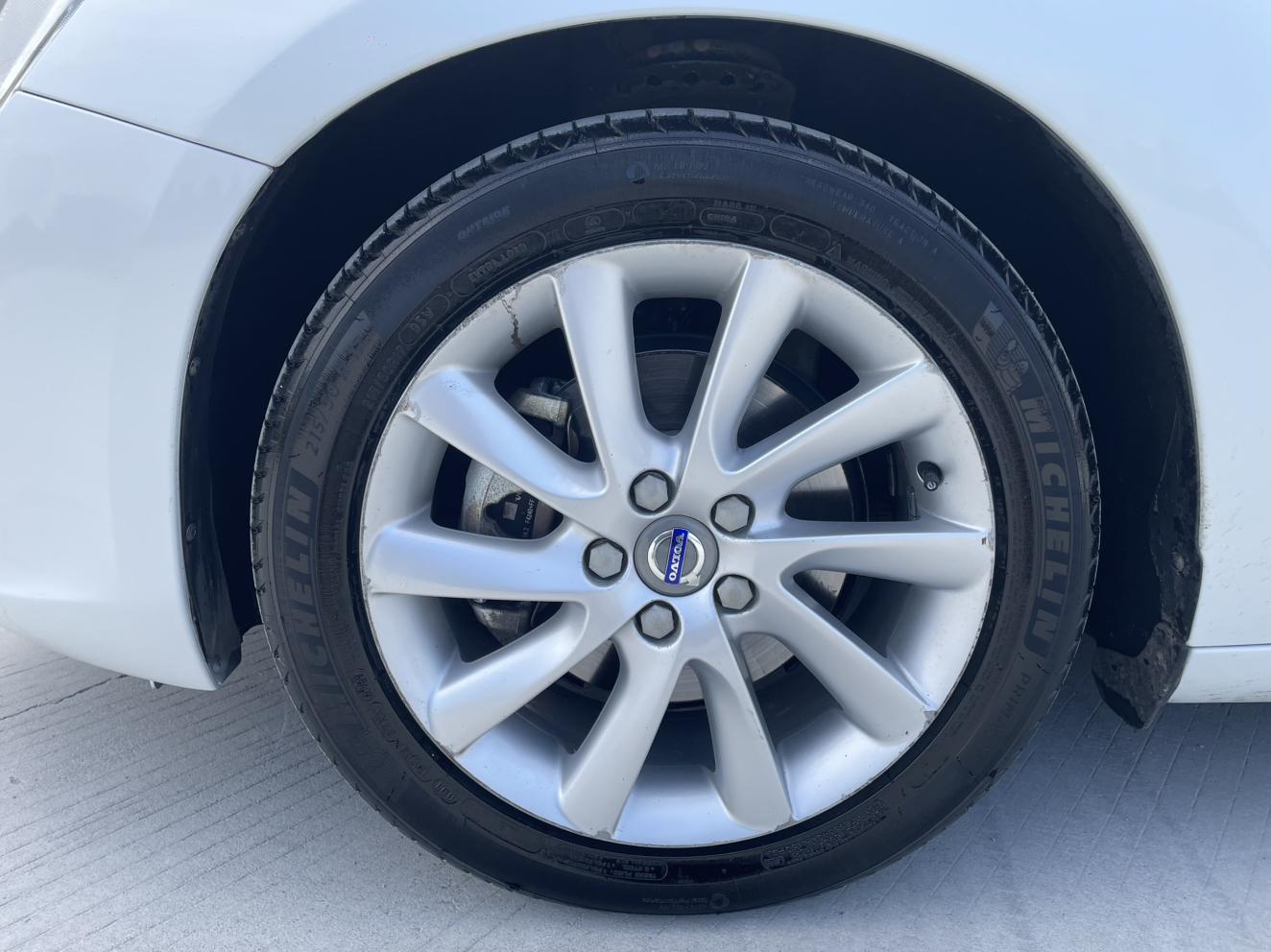 Volvo V60 2016 thumb 6
