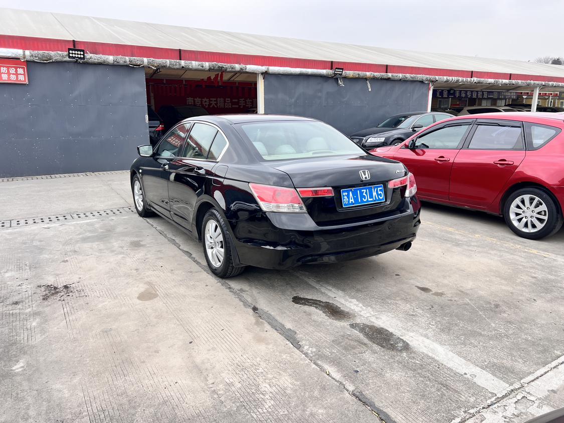 Honda Accord 2010 thumb 8