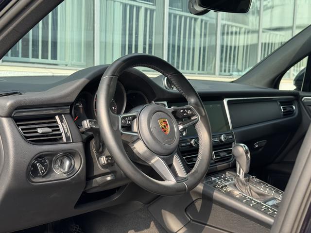 Porsche Macan 2021 thumb 6