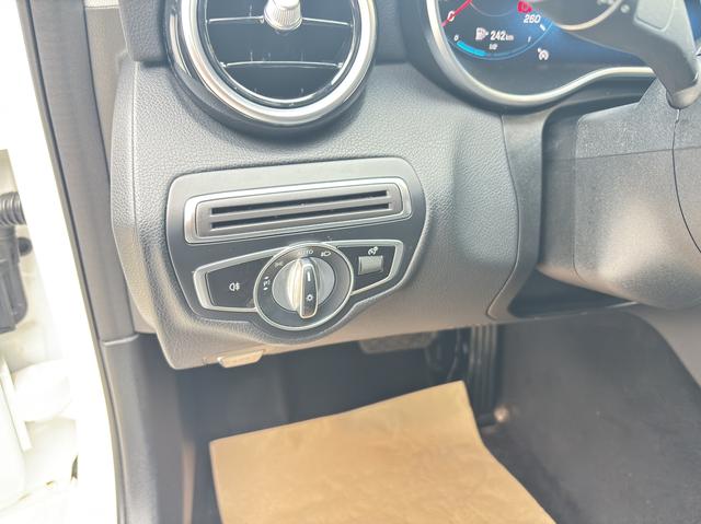 Mercedes-Benz C-Class 2020 thumb 6