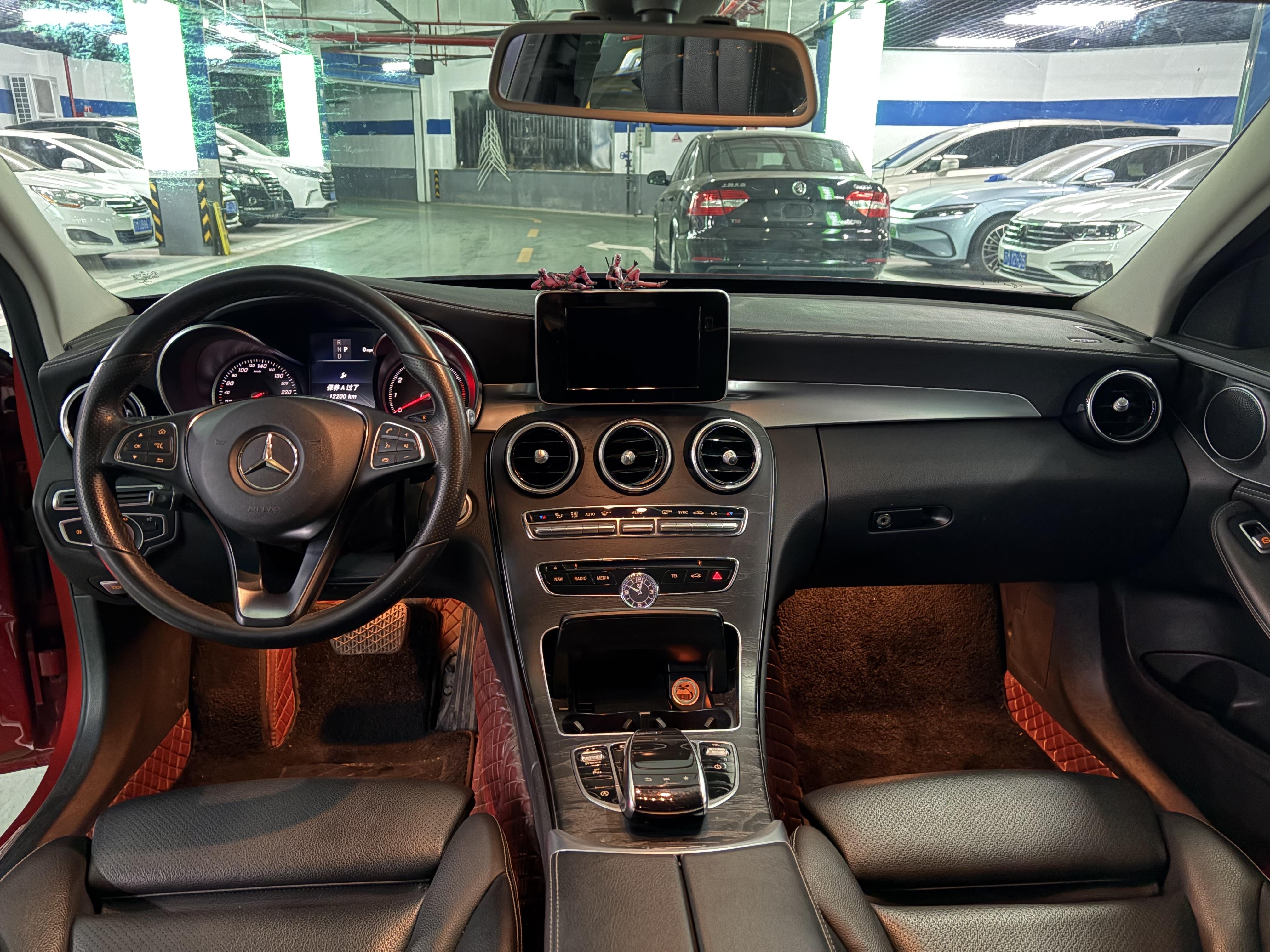 Mercedes-Benz C-Class 2018 thumb 5