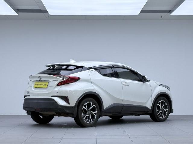 Toyota C-HR 2020 thumb 4