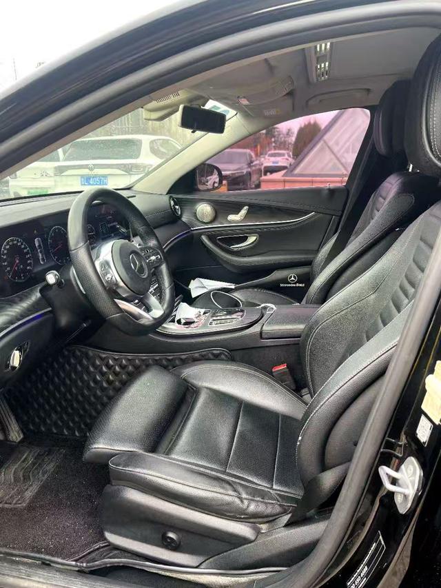 Mercedes-Benz E-Class 2019 thumb 2
