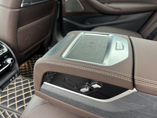 BMW 5 серии 2022 thumb 11