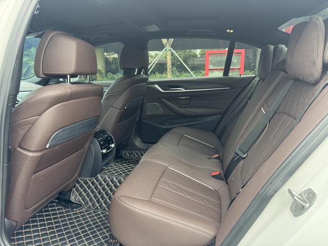 BMW 5 серии 2022 thumb 12