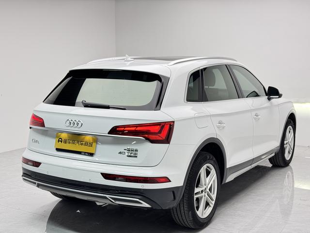 Audi Q5 2022 thumb 4