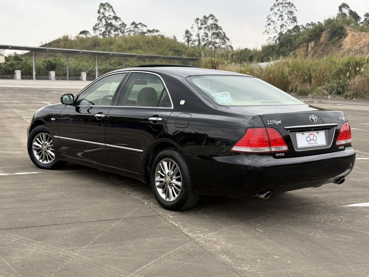 Toyota Crown 2009 thumb 3
