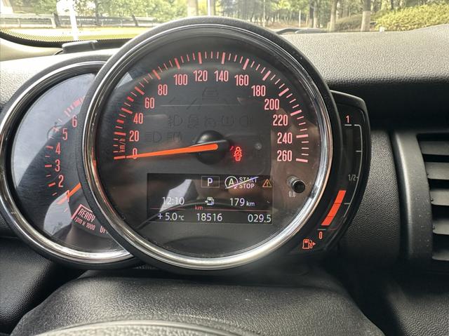 Mini Hatch 2019 thumb 4