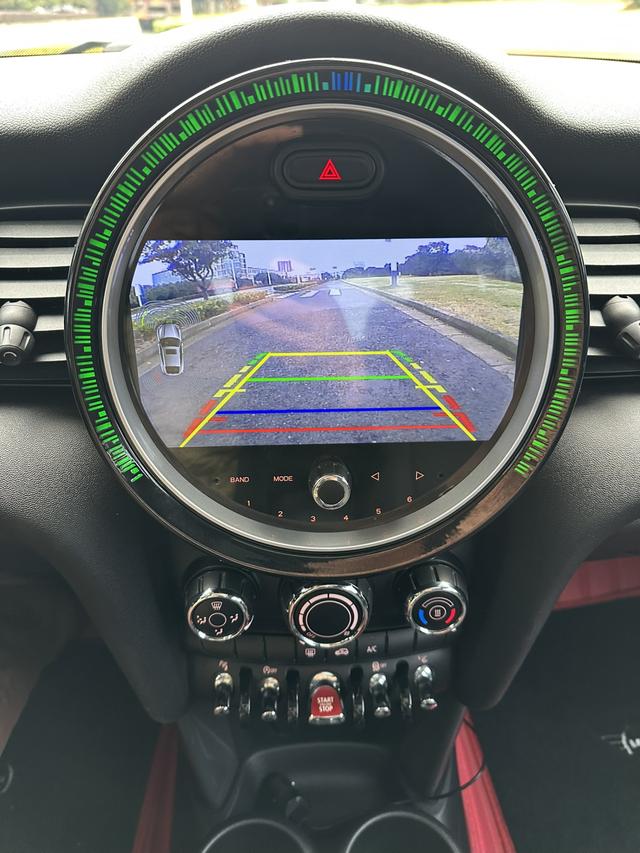 Mini Hatch 2019 thumb 5