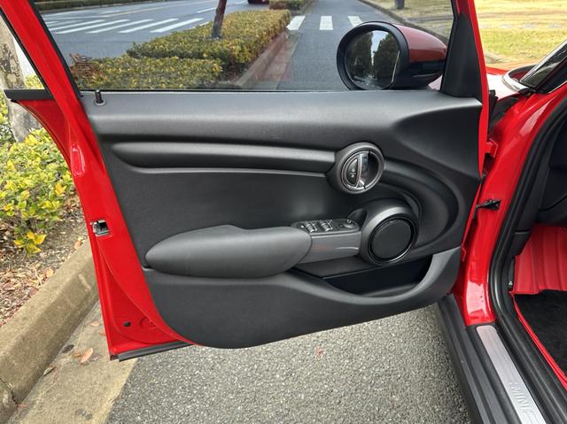 Mini Hatch 2019 thumb 7