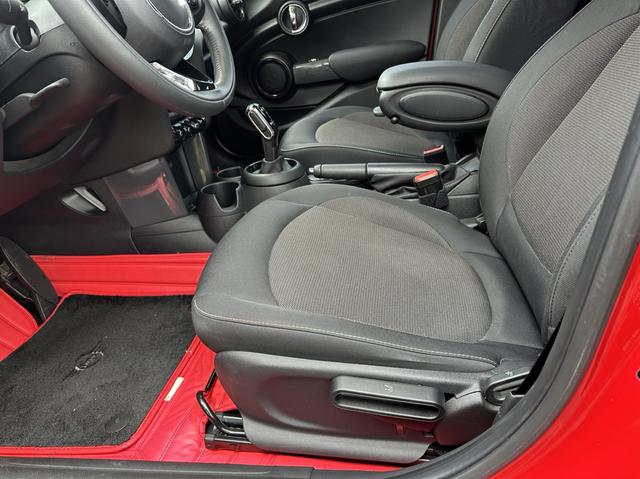 Mini Hatch 2019 thumb 8