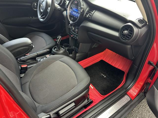 Mini Hatch 2019 thumb 12