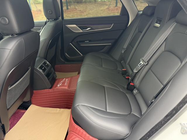 Jaguar XF 2022 thumb 2