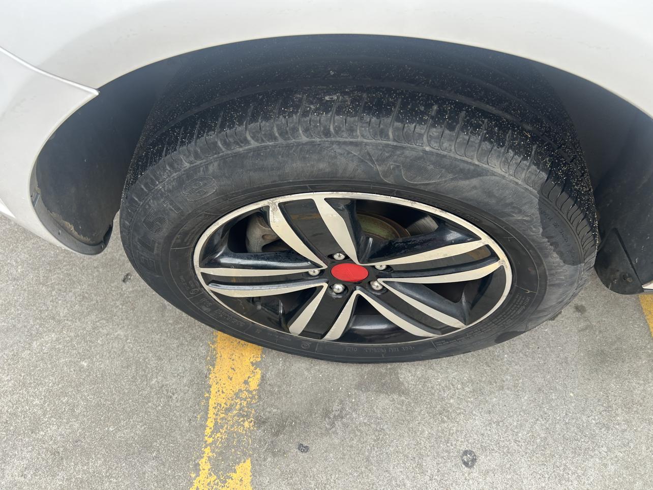 Geely GX7 2015 thumb 5