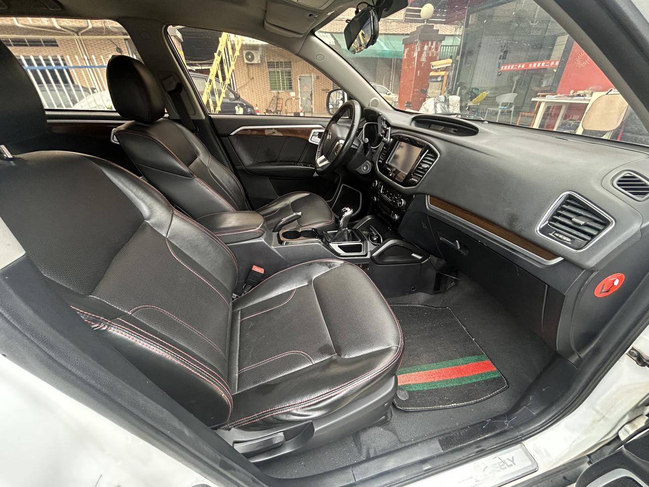 Geely GX7 2015 thumb 10
