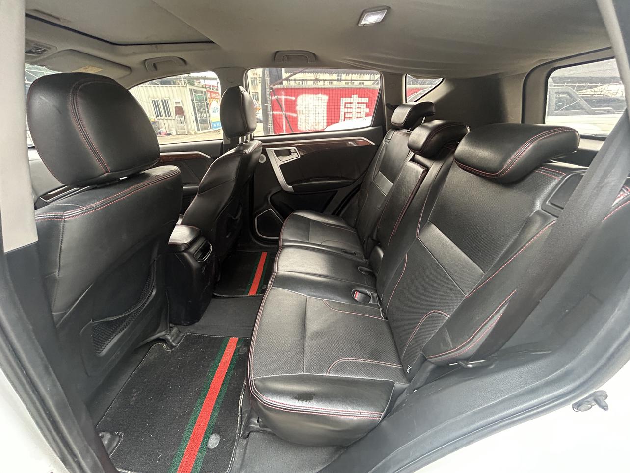 Geely GX7 2015 thumb 11