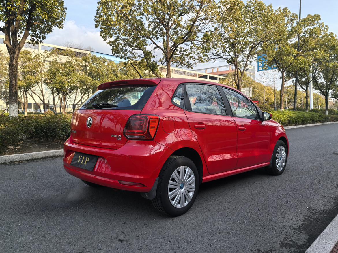 Volkswagen Polo 2018 thumb 4