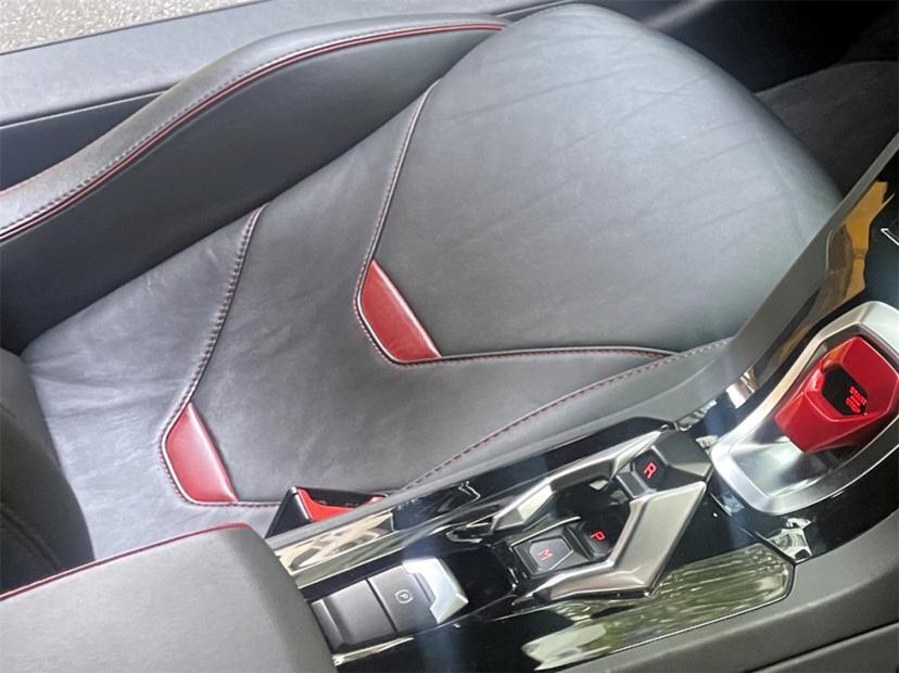 Lamborghini Huracán 2022 thumb 2