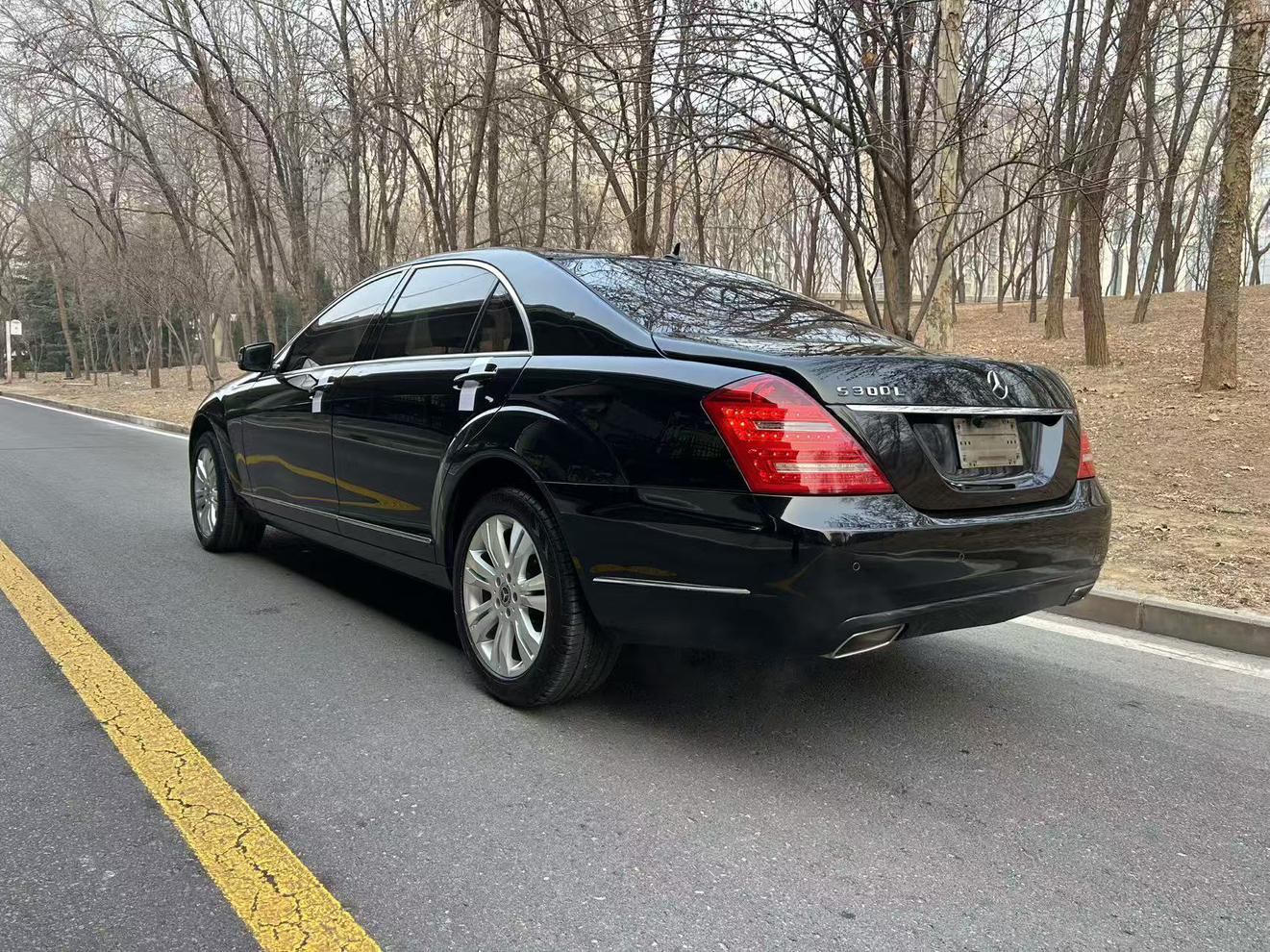 Mercedes-Benz S-Class 2013 thumb 2
