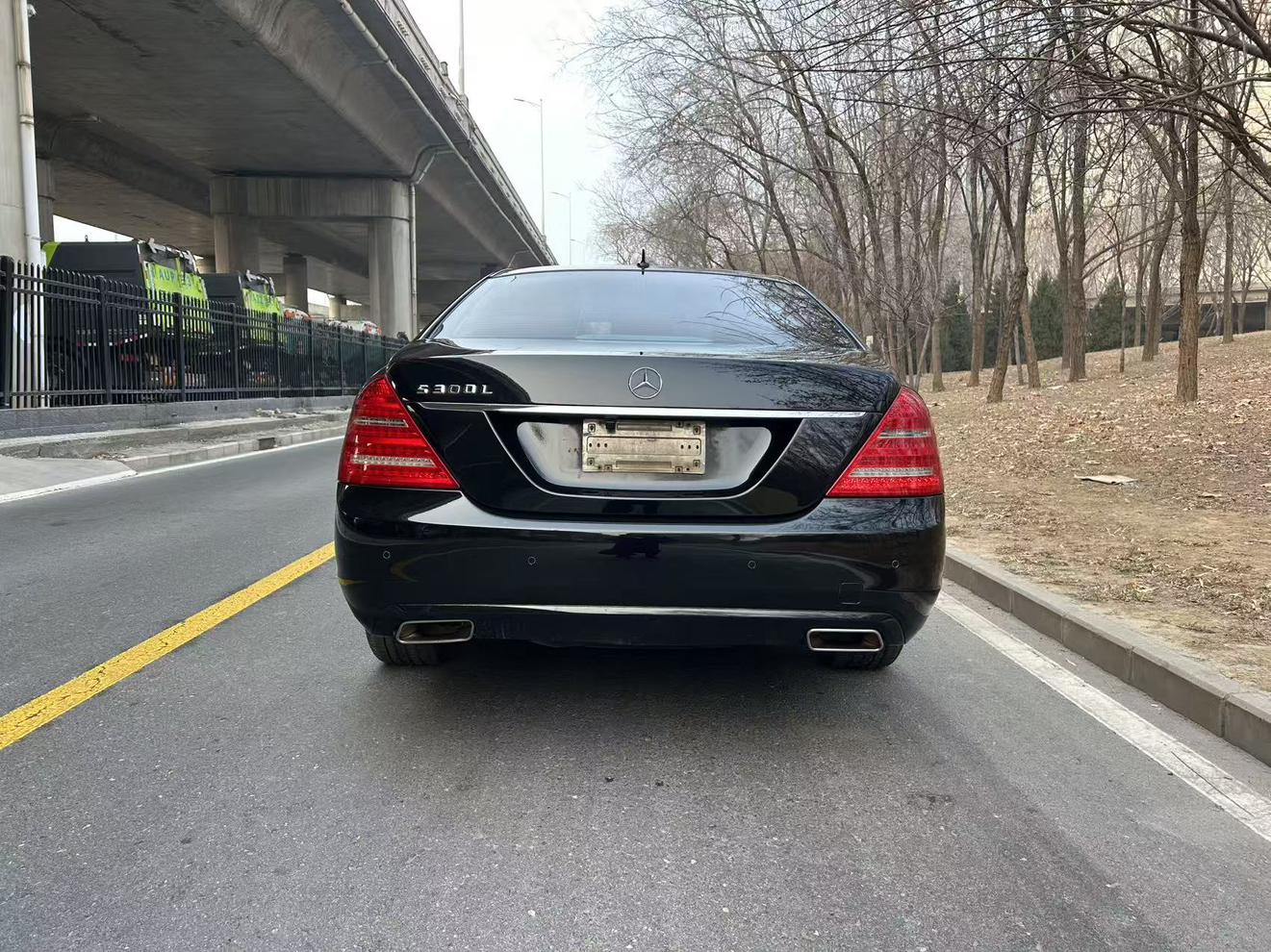 Mercedes-Benz S-Class 2013 thumb 3