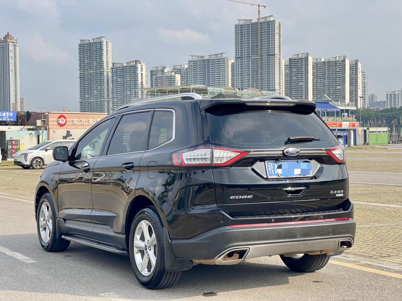 Ford Edge 2019 thumb 2