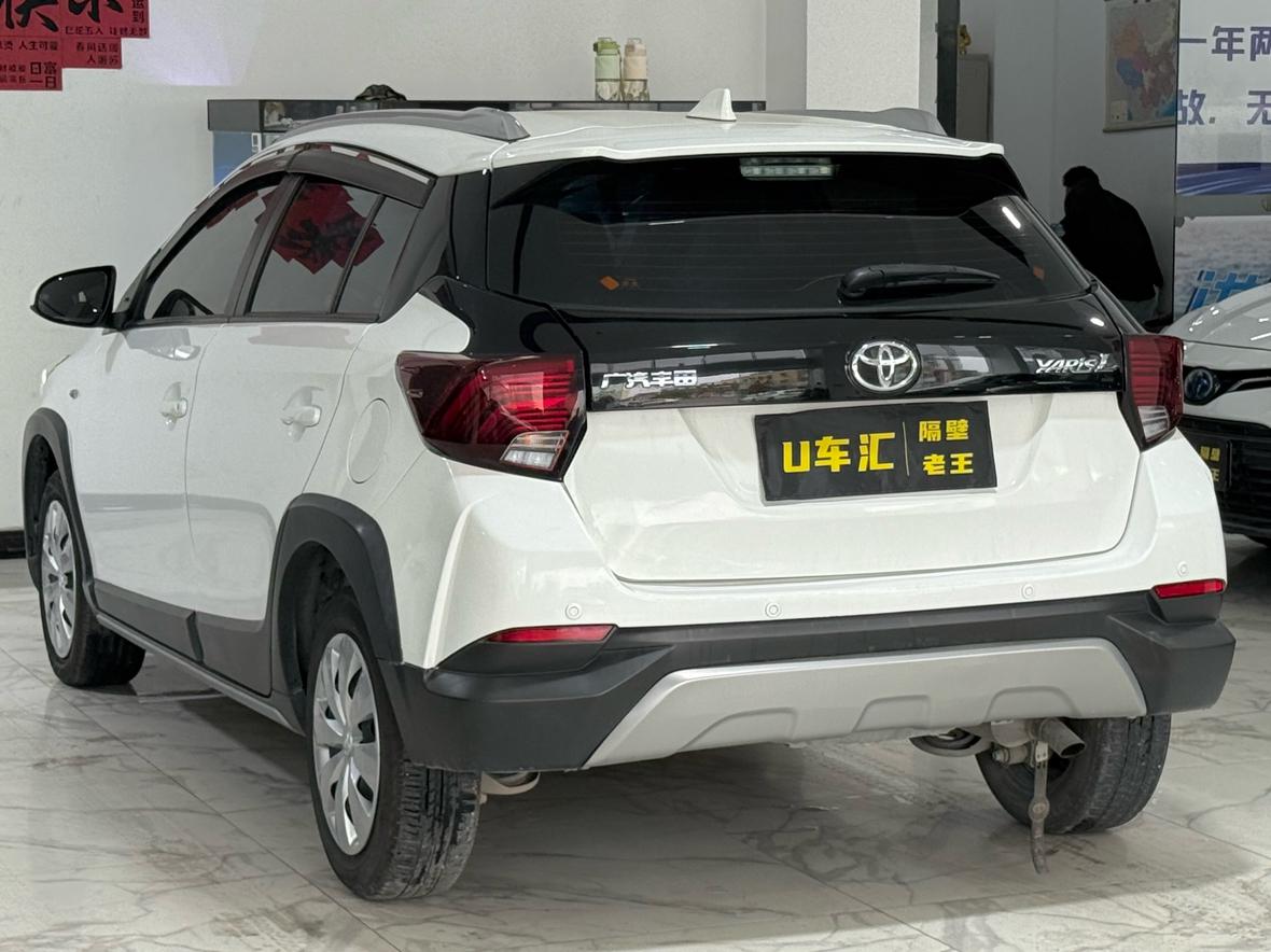 Toyota Yaris 2022 thumb 2