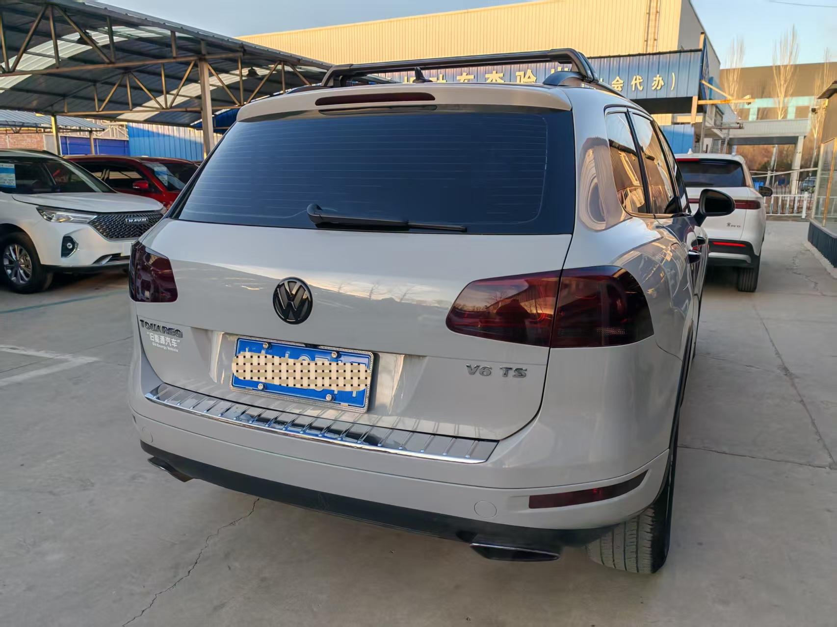 Volkswagen Touareg 2014 thumb 4