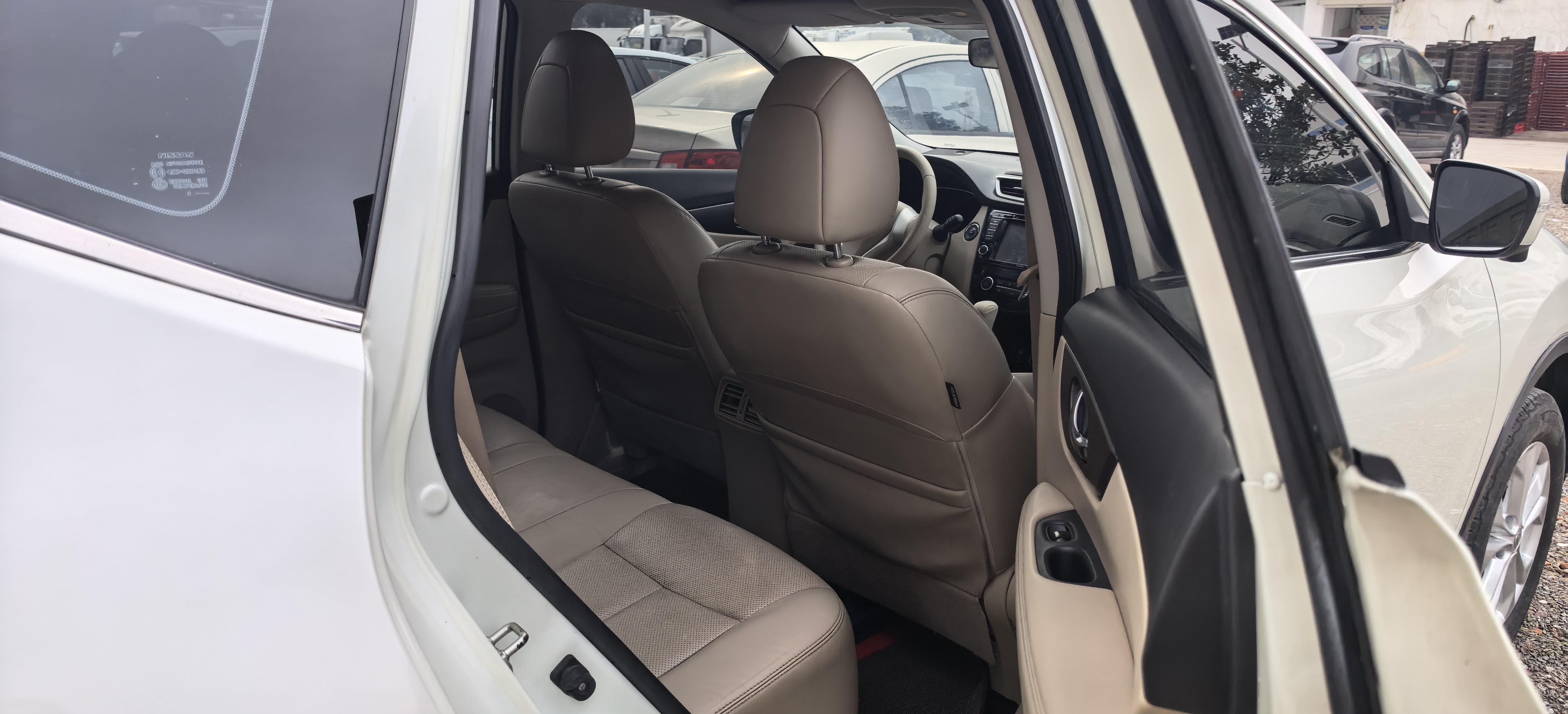 Nissan X-Trail 2014 thumb 6