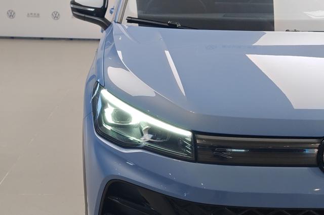 Volkswagen Tiguan 2024 thumb 3