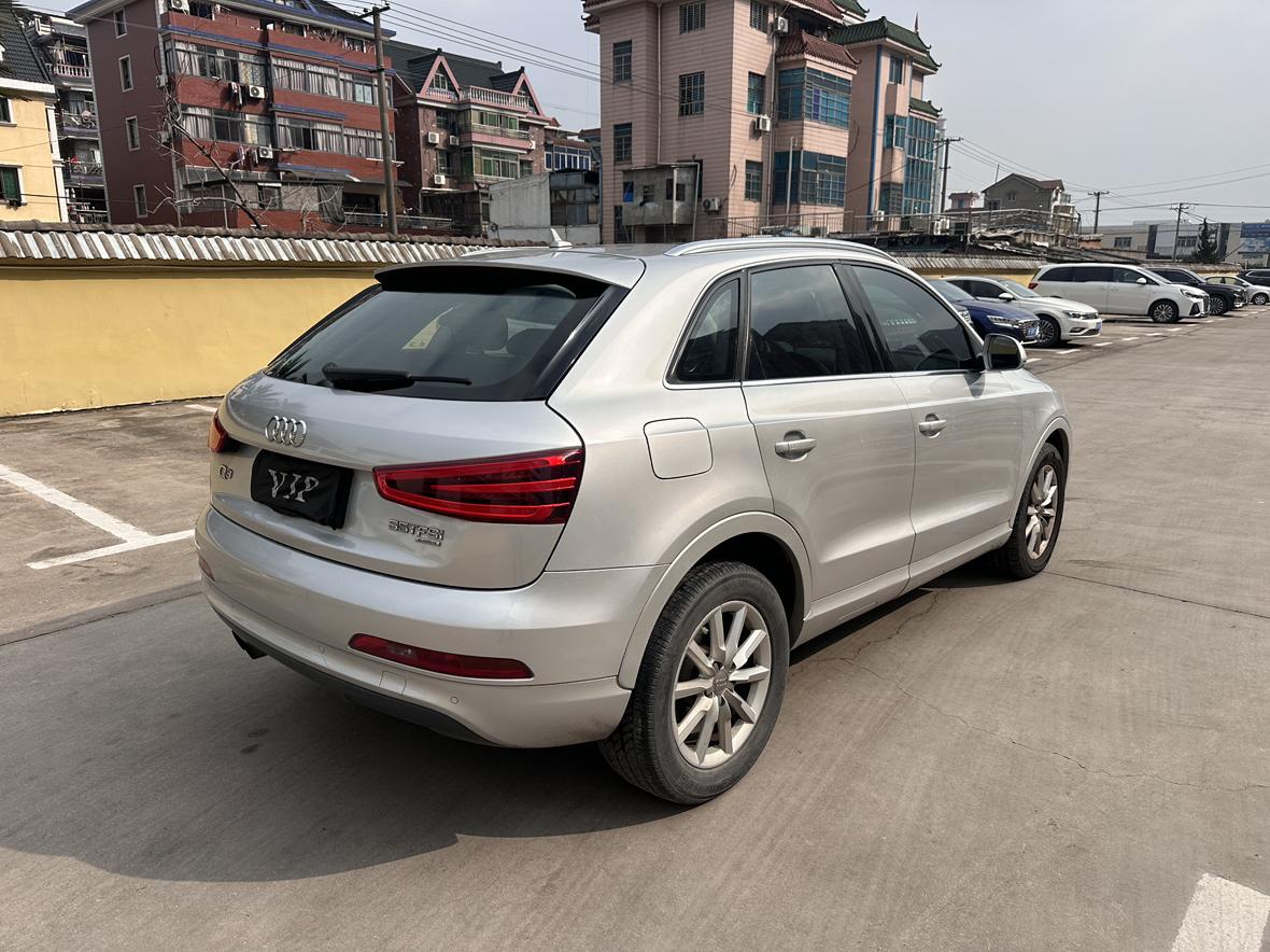 Audi Q3 2014 thumb 3