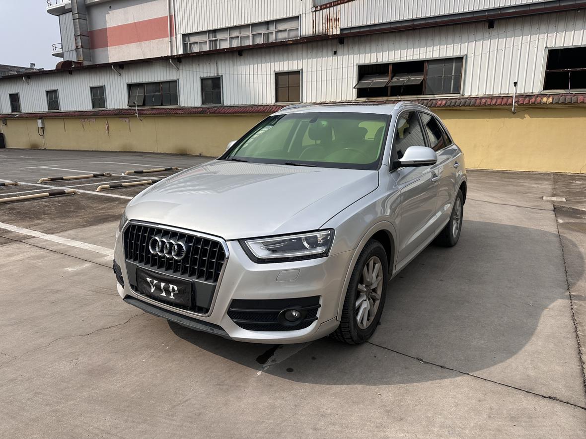 Audi Q3 2014 thumb 8