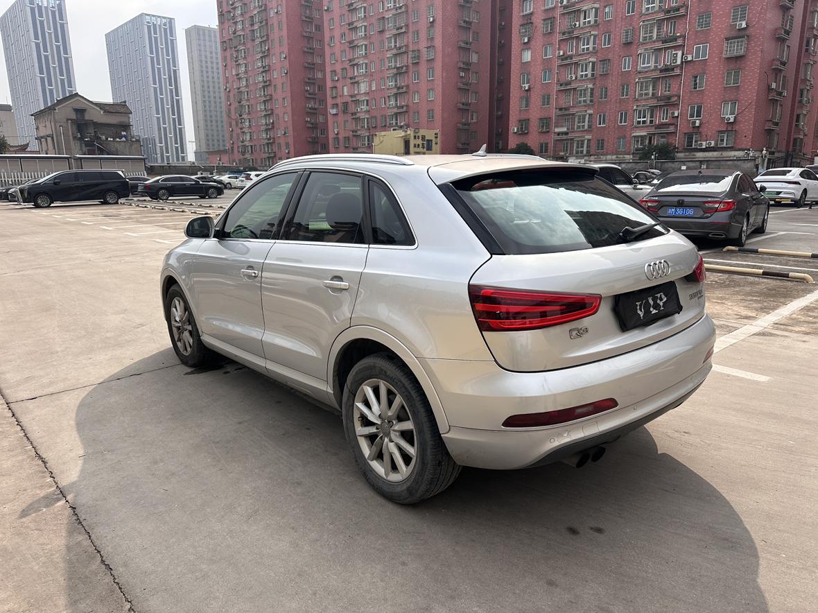 Audi Q3 2014 thumb 11