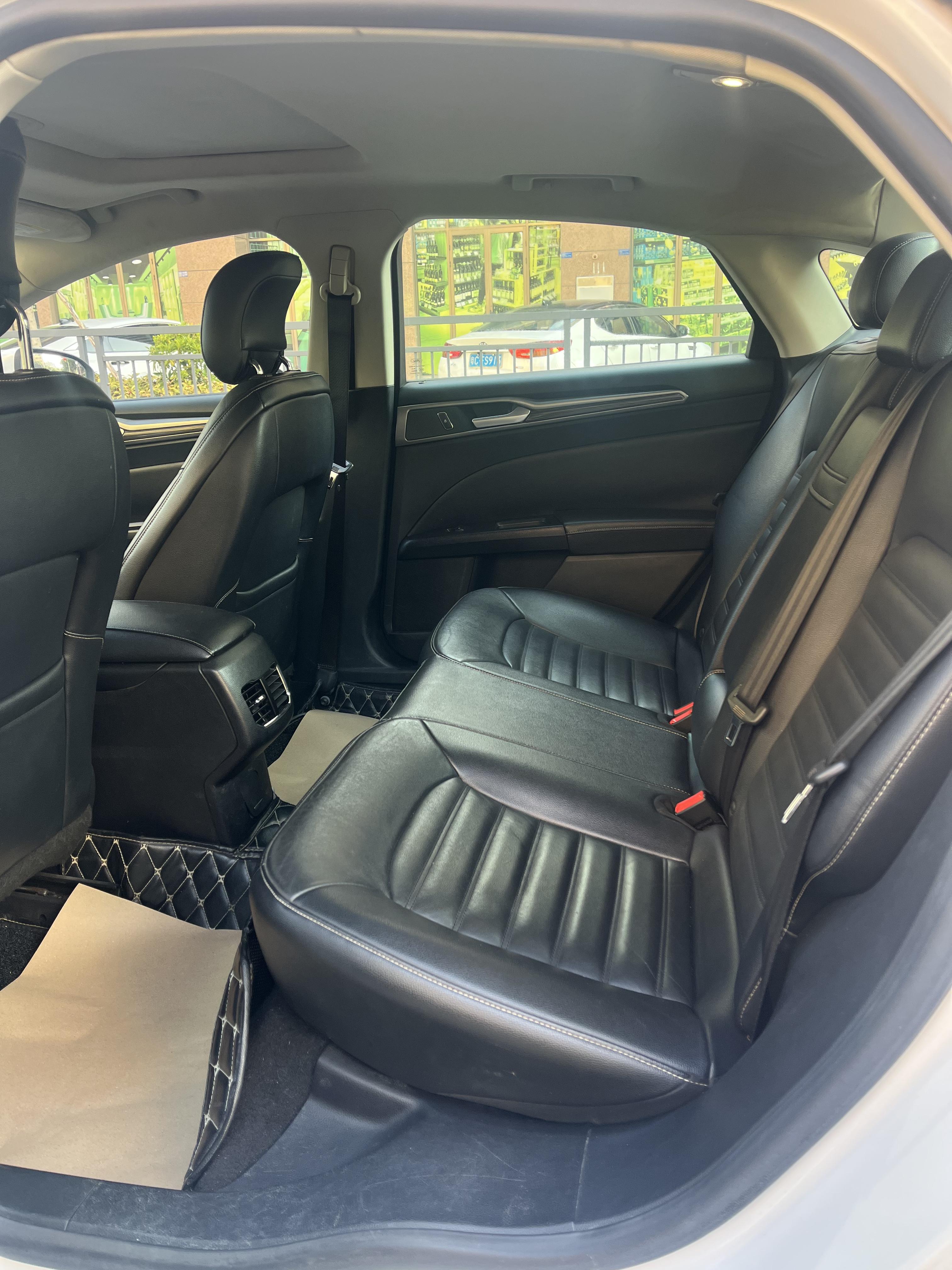 Ford Mondeo 2018 thumb 11
