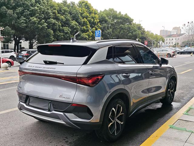 BYD Yuan 2024 thumb 6