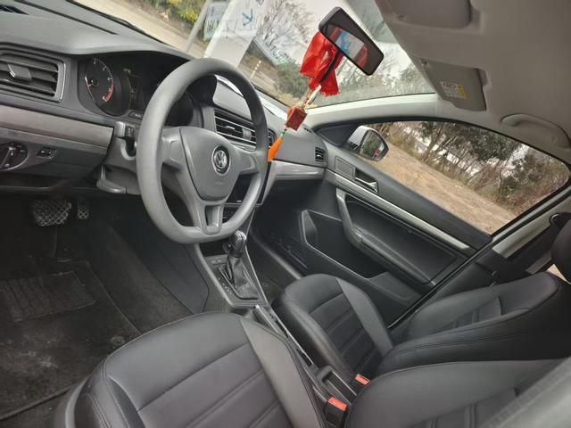 Volkswagen Lavida XR 2019 thumb 4