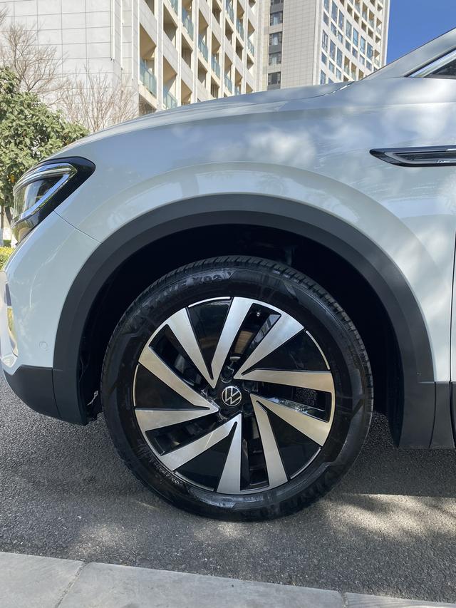 Volkswagen Lamando 2021 thumb 5
