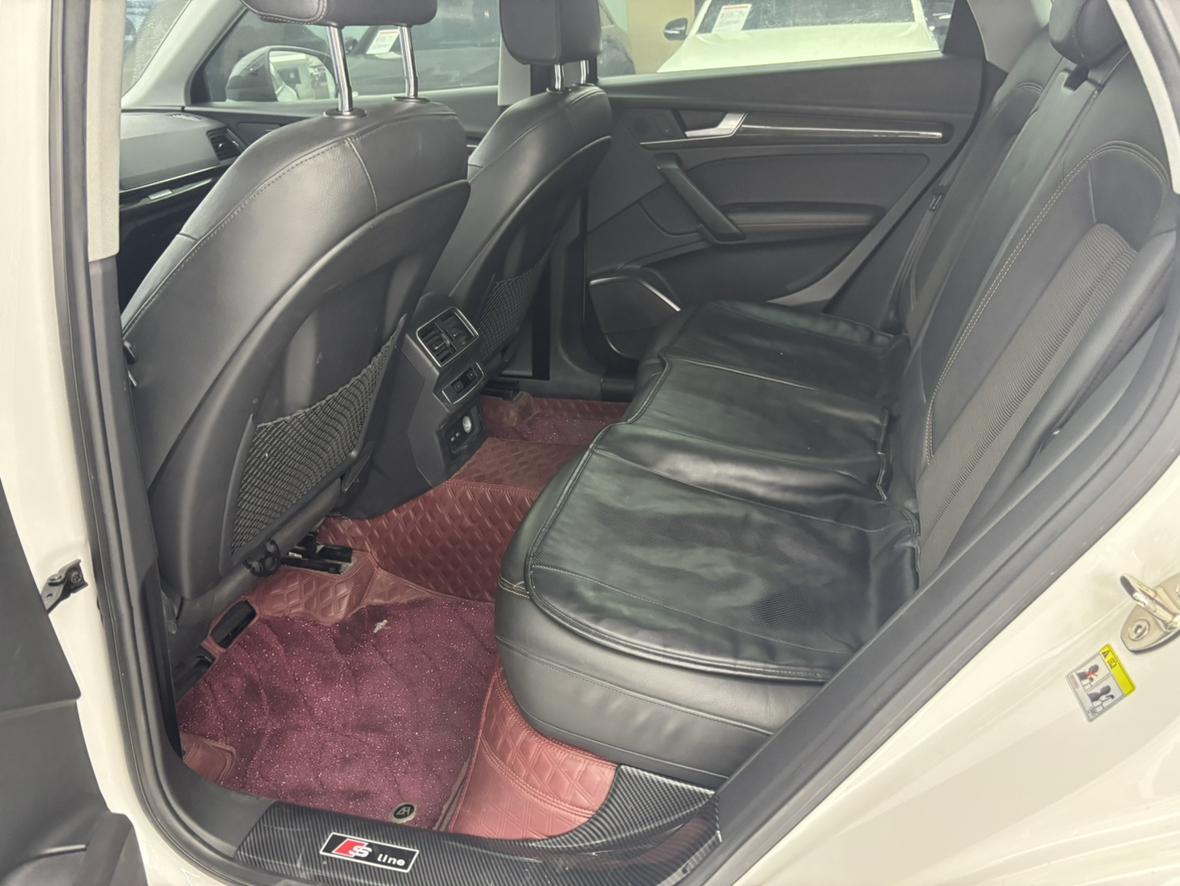 Audi Q5 2019 thumb 7