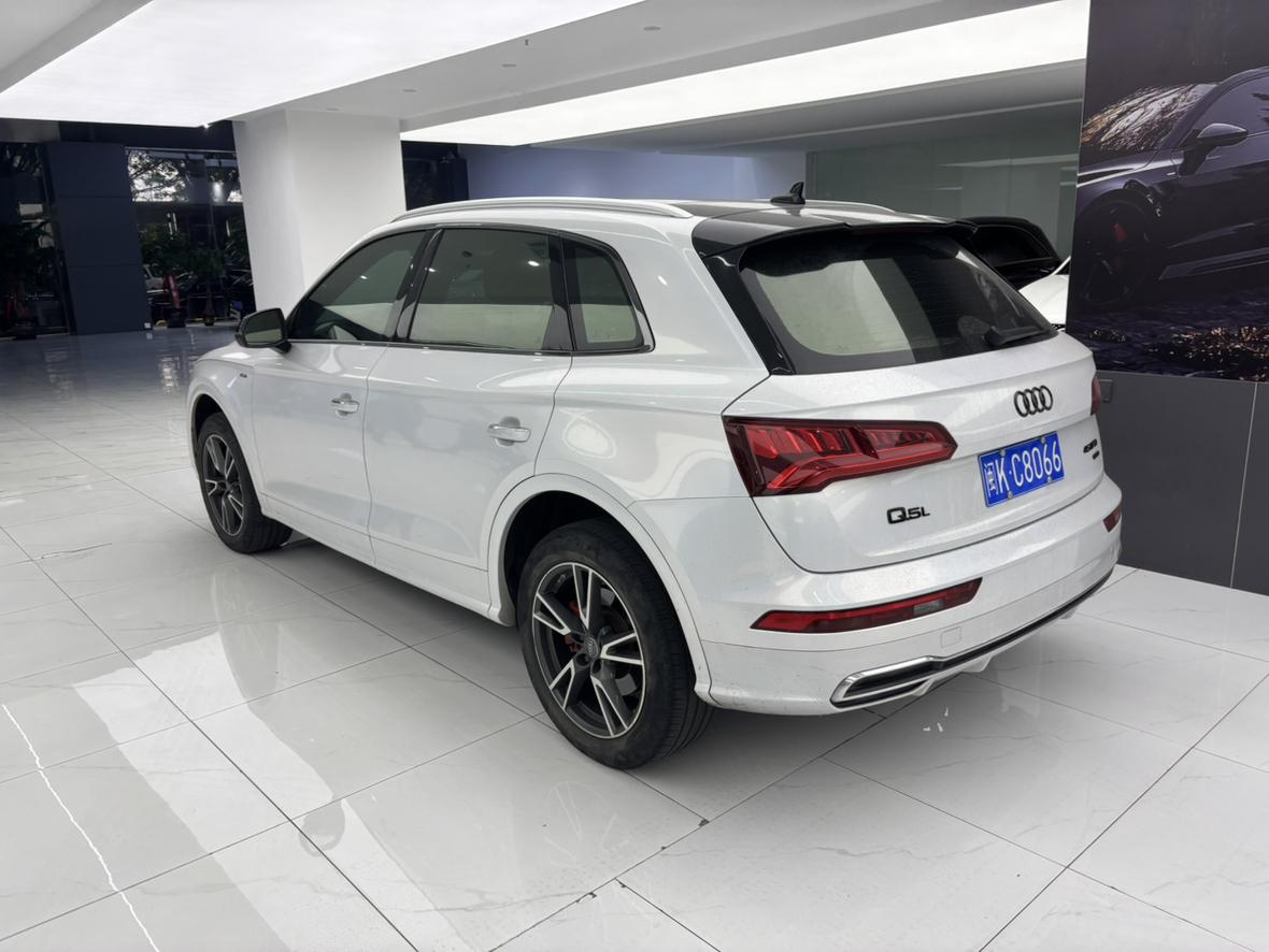 Audi Q5 2019 thumb 12