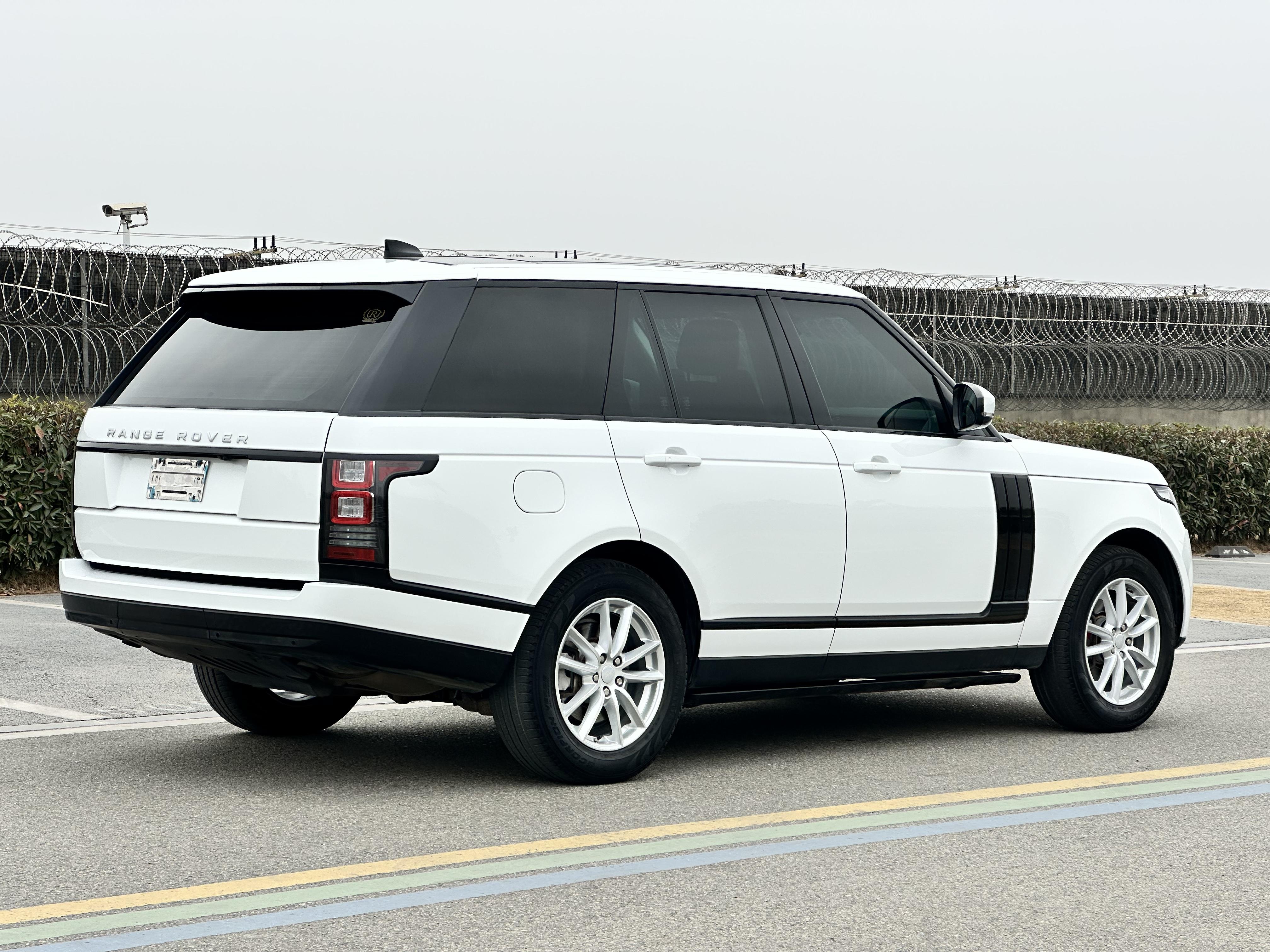 Land Rover Range Rover 2018 thumb 5