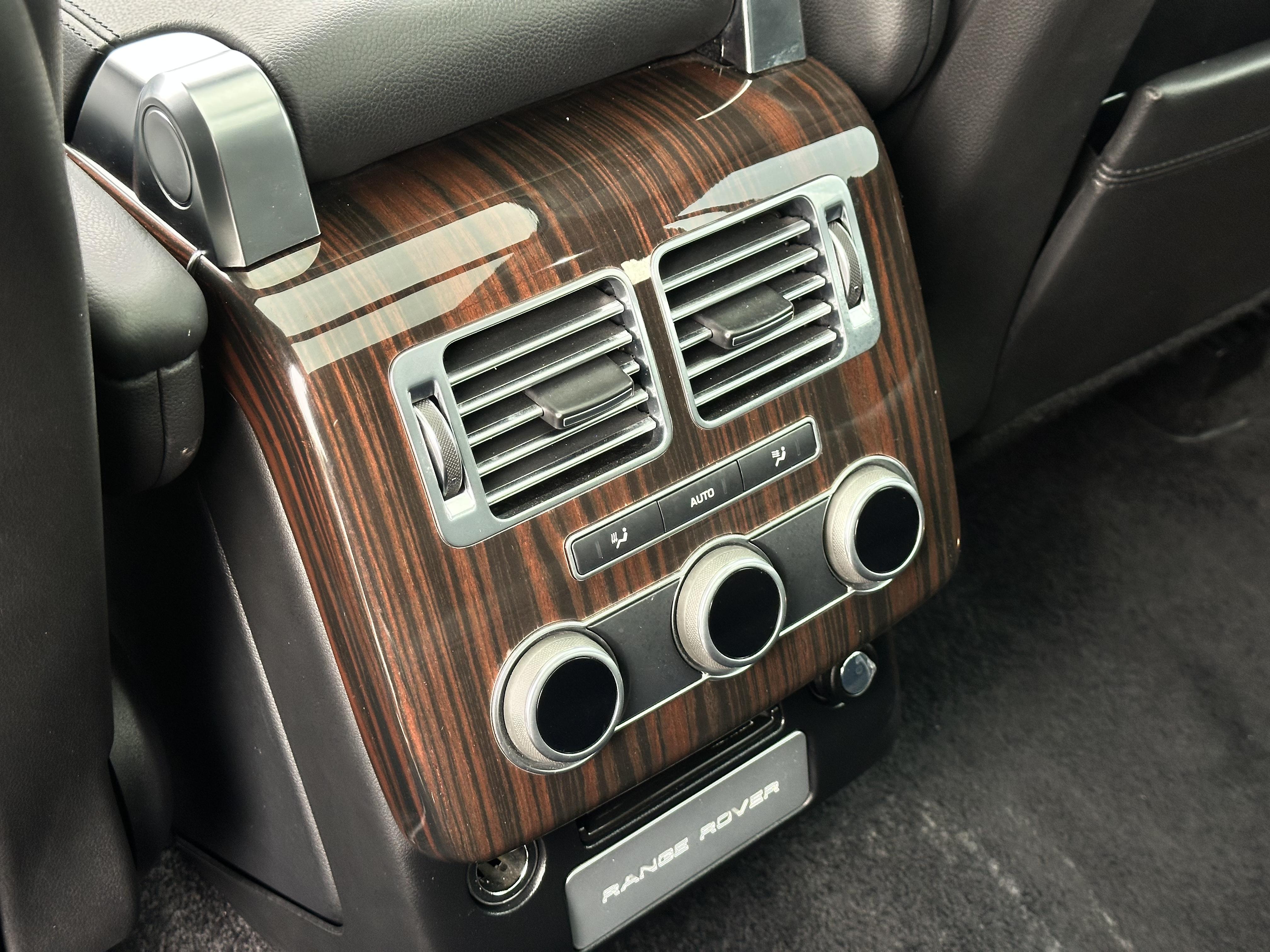 Land Rover Range Rover 2018 thumb 7
