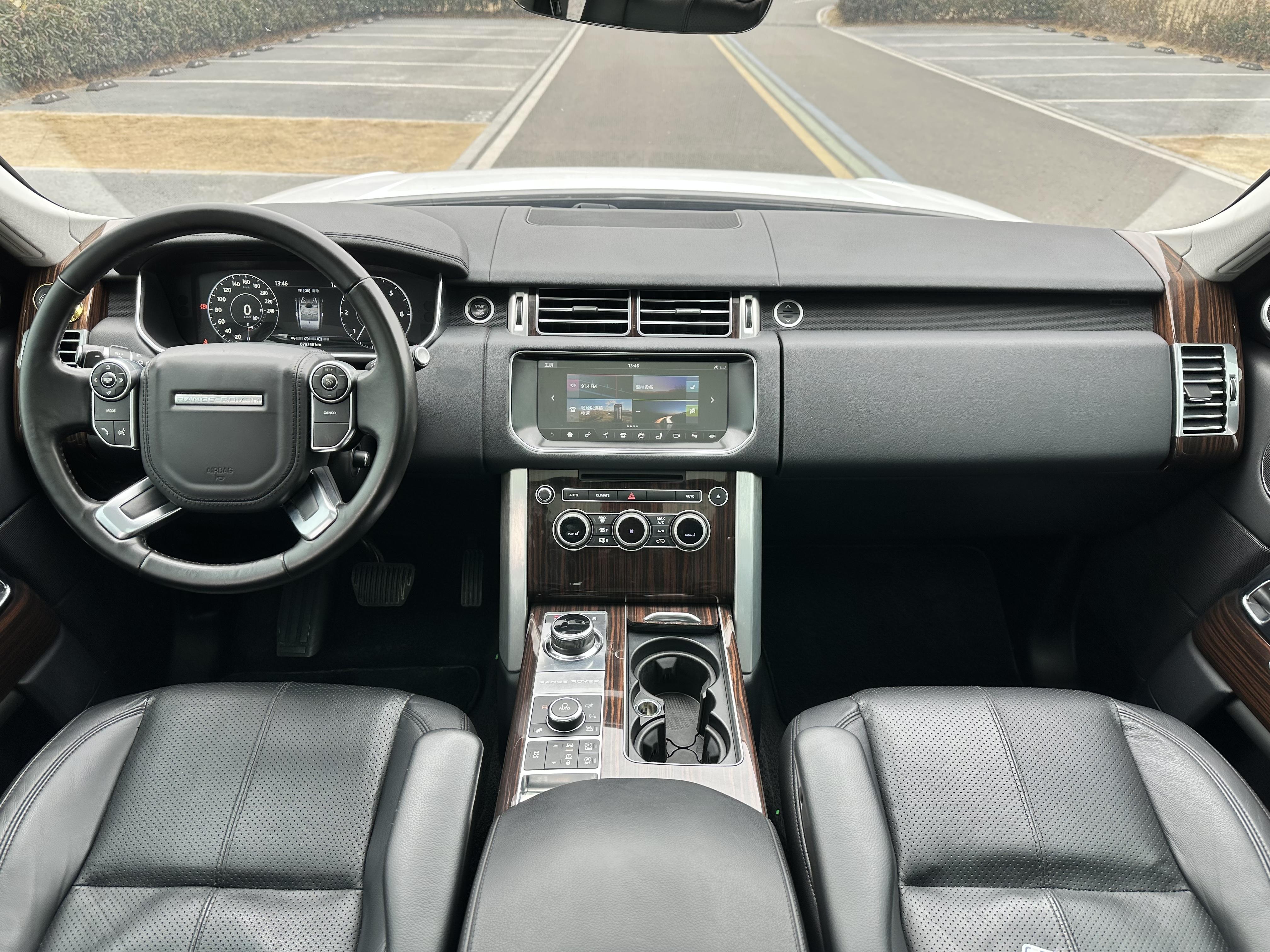 Land Rover Range Rover 2018 thumb 10