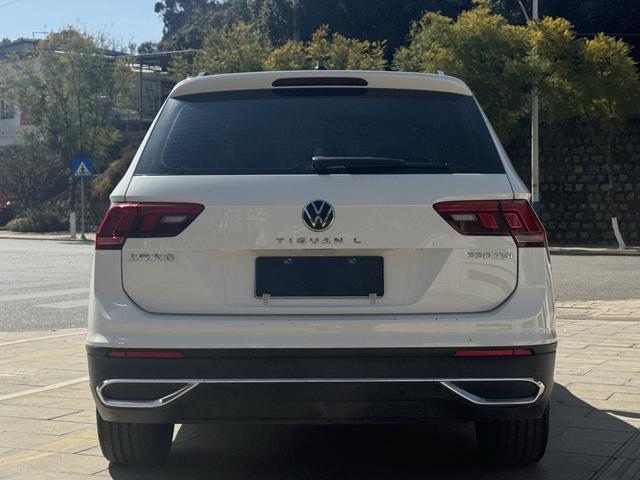 Volkswagen Tiguan 2022 thumb 2